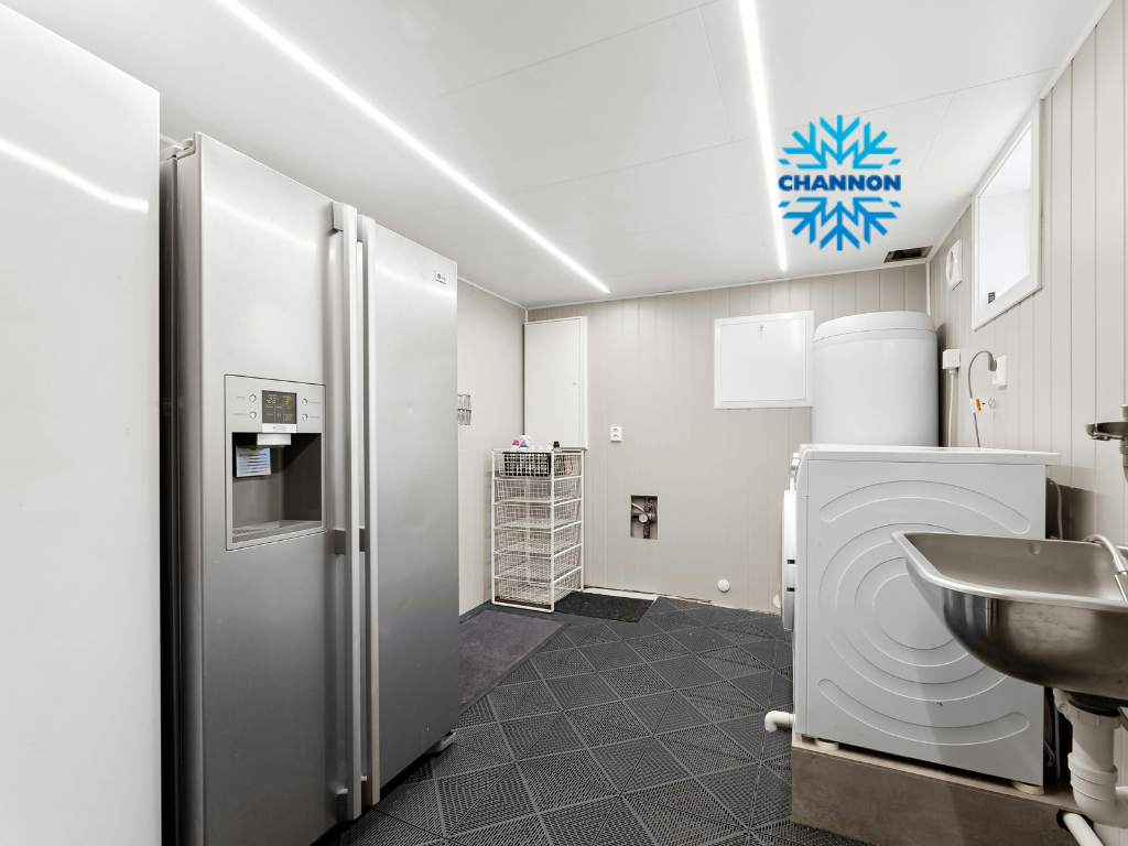 commercial refrigerator for rent